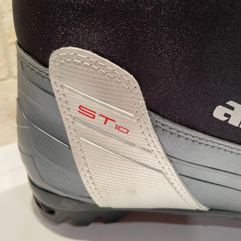 Alpina ST10 Touring Sport Cross Country Ski Boots NNN Black Silver Red Size 40